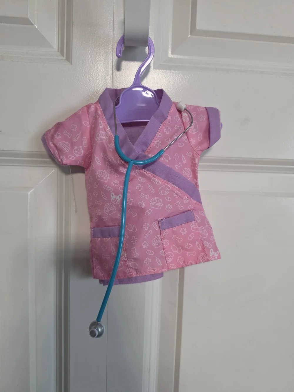 18in doll Pink Play Nurse vet Scrub Top and pants with Toy Stethoscope vet tech
